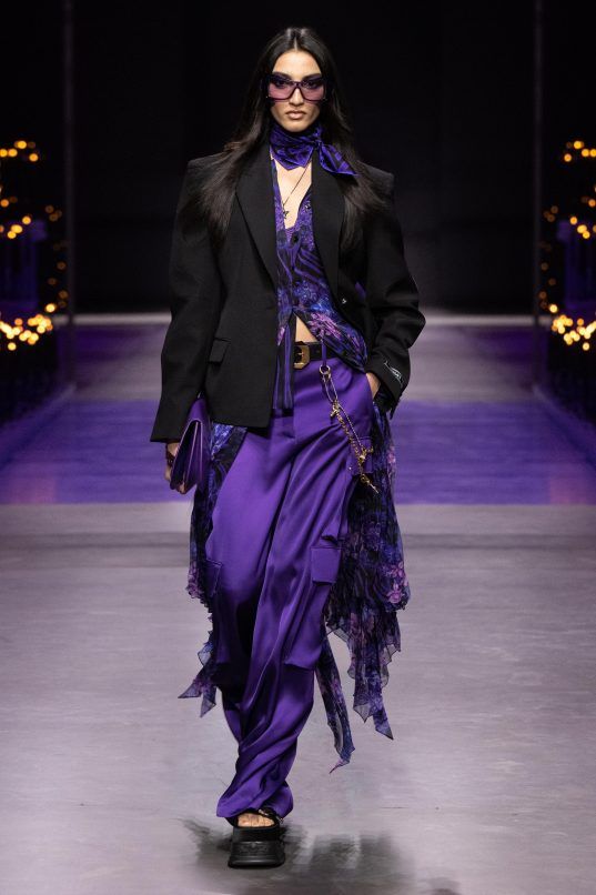 Versace Spring Summer 2023 Is A Reflection Of The Dark Gothic Goddess