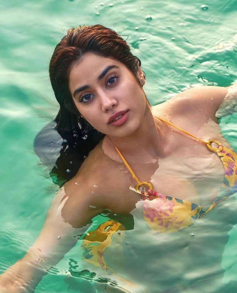 101 Guide Into Some Major SummerGoals With Bollywood Bikini Looks