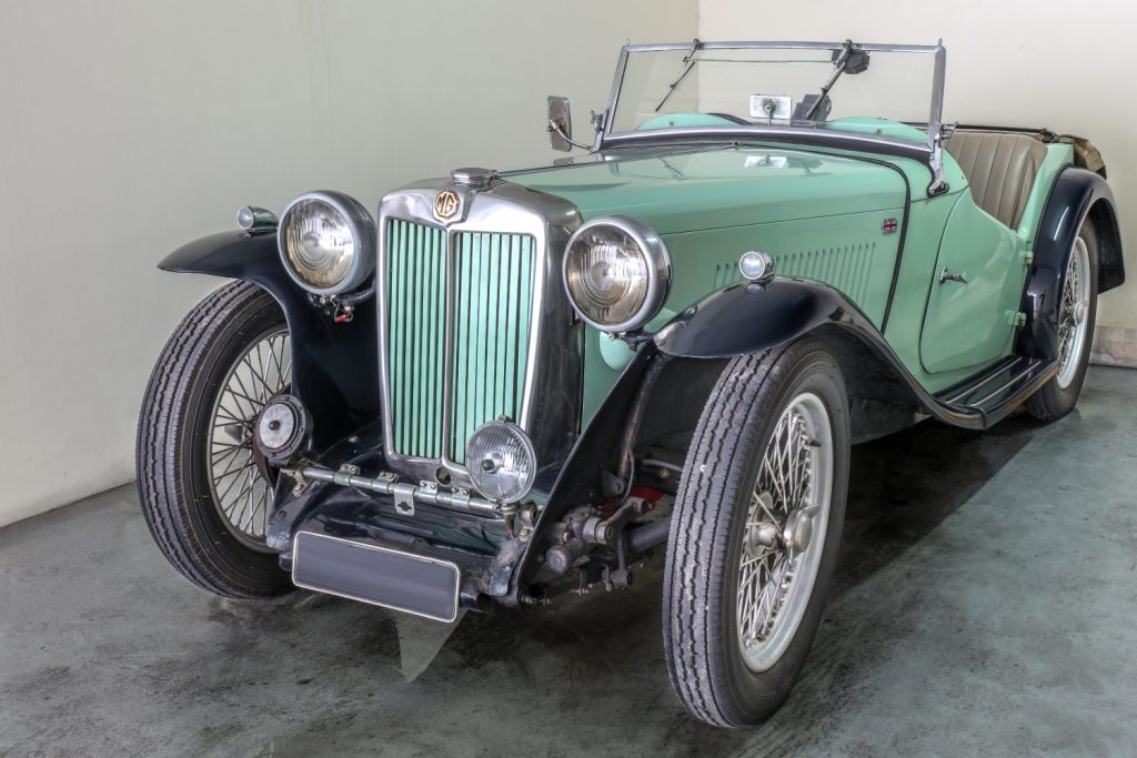 3 vintage cars to look out for at Luxglove Classic Car Weekend