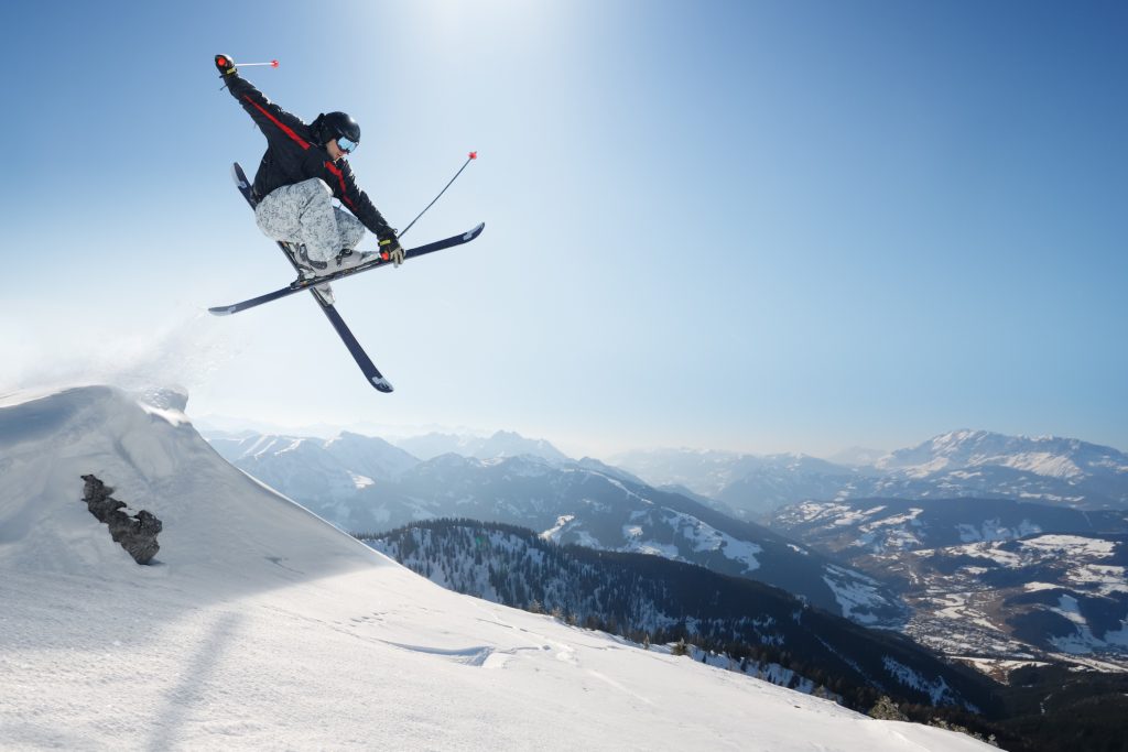 3 easy skiing getaways from Hong Kong
