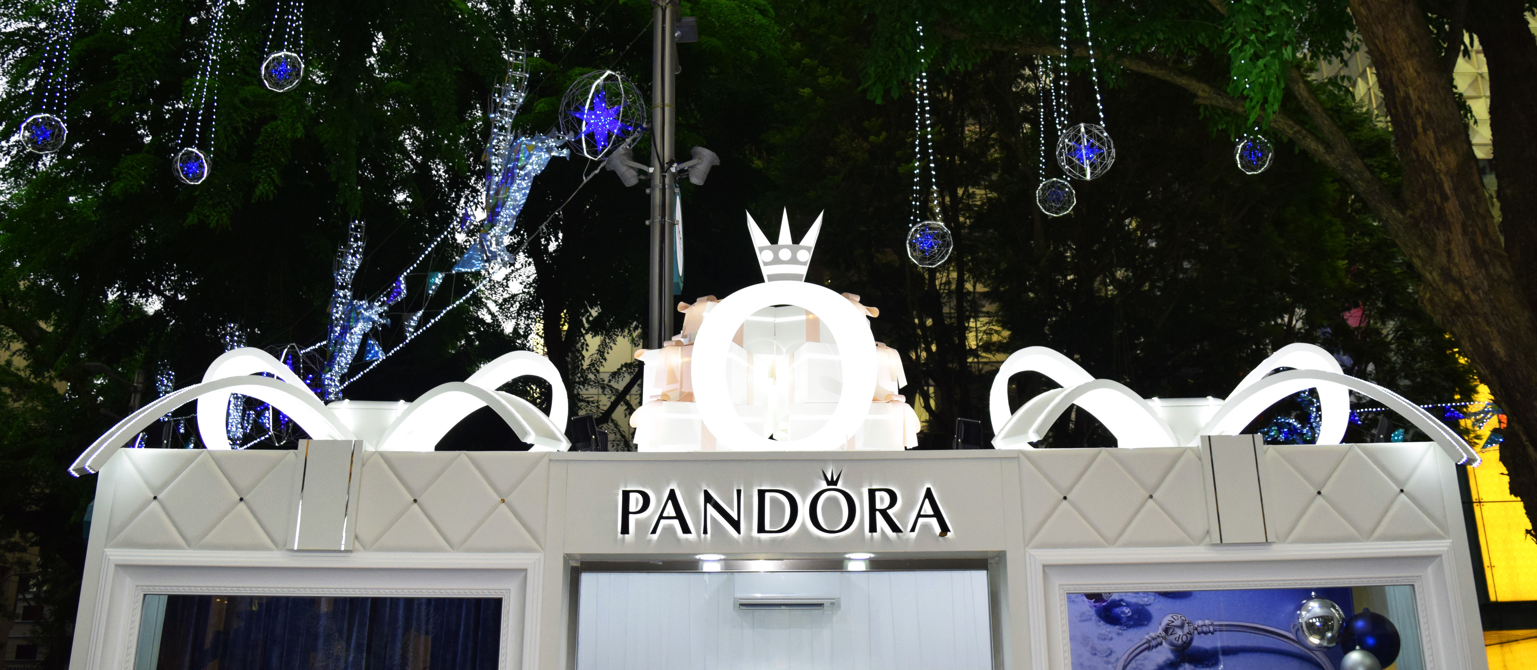 5 reasons to visit PANDORA’s pop-up store