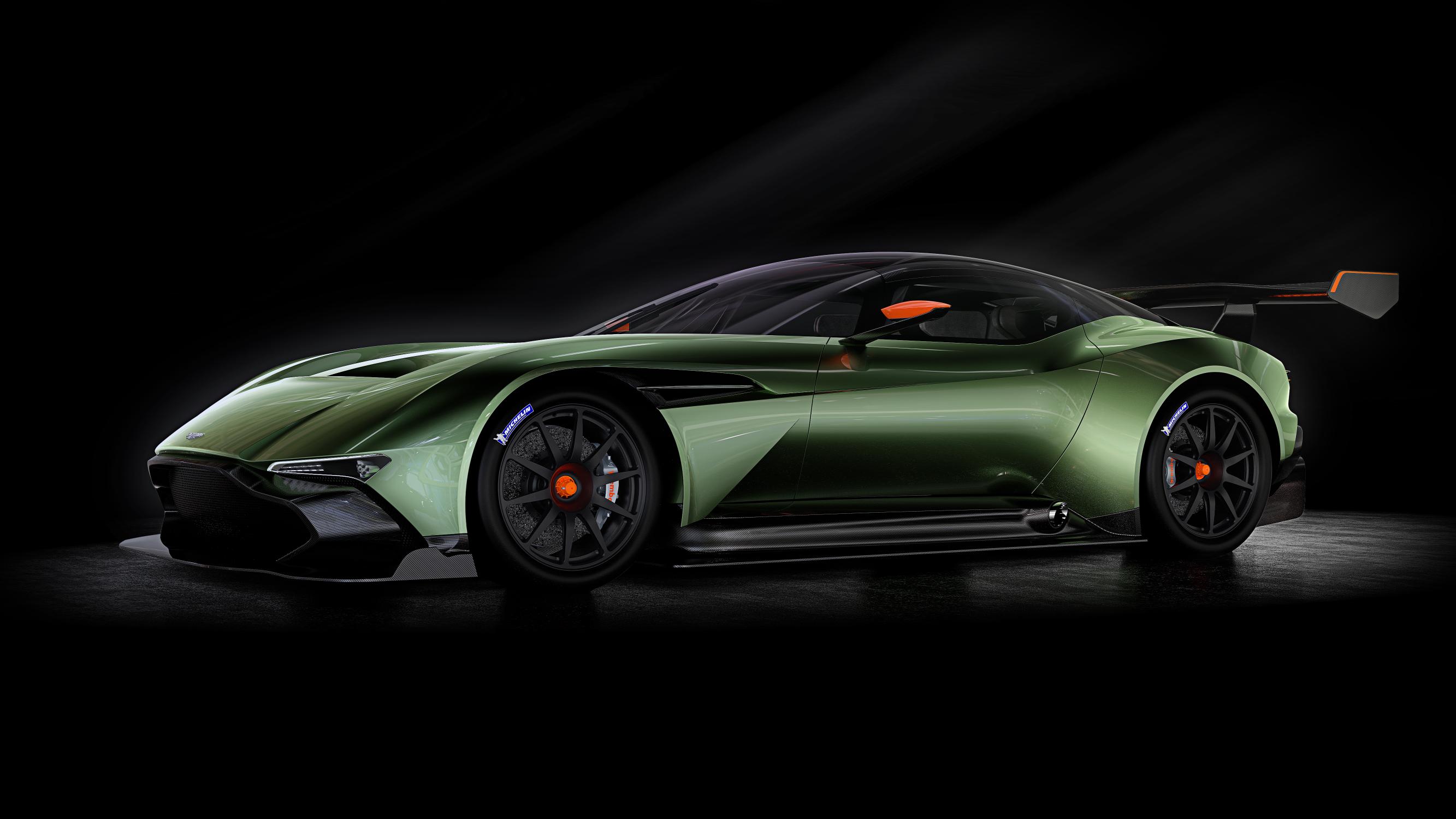 Overdrive: Aston Martin Vulcan