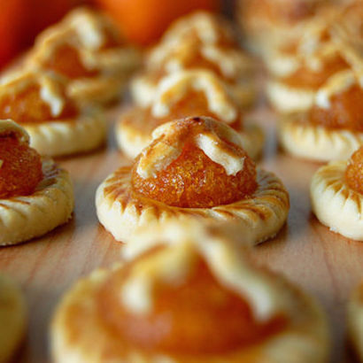 A guide to pairing wines with Chinese New Year snacks