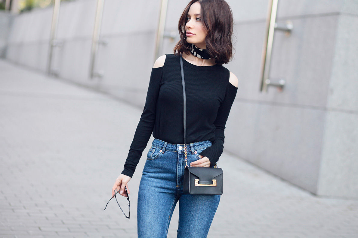 Peek-a-boo: 5 cold shoulder tops to get you on trend