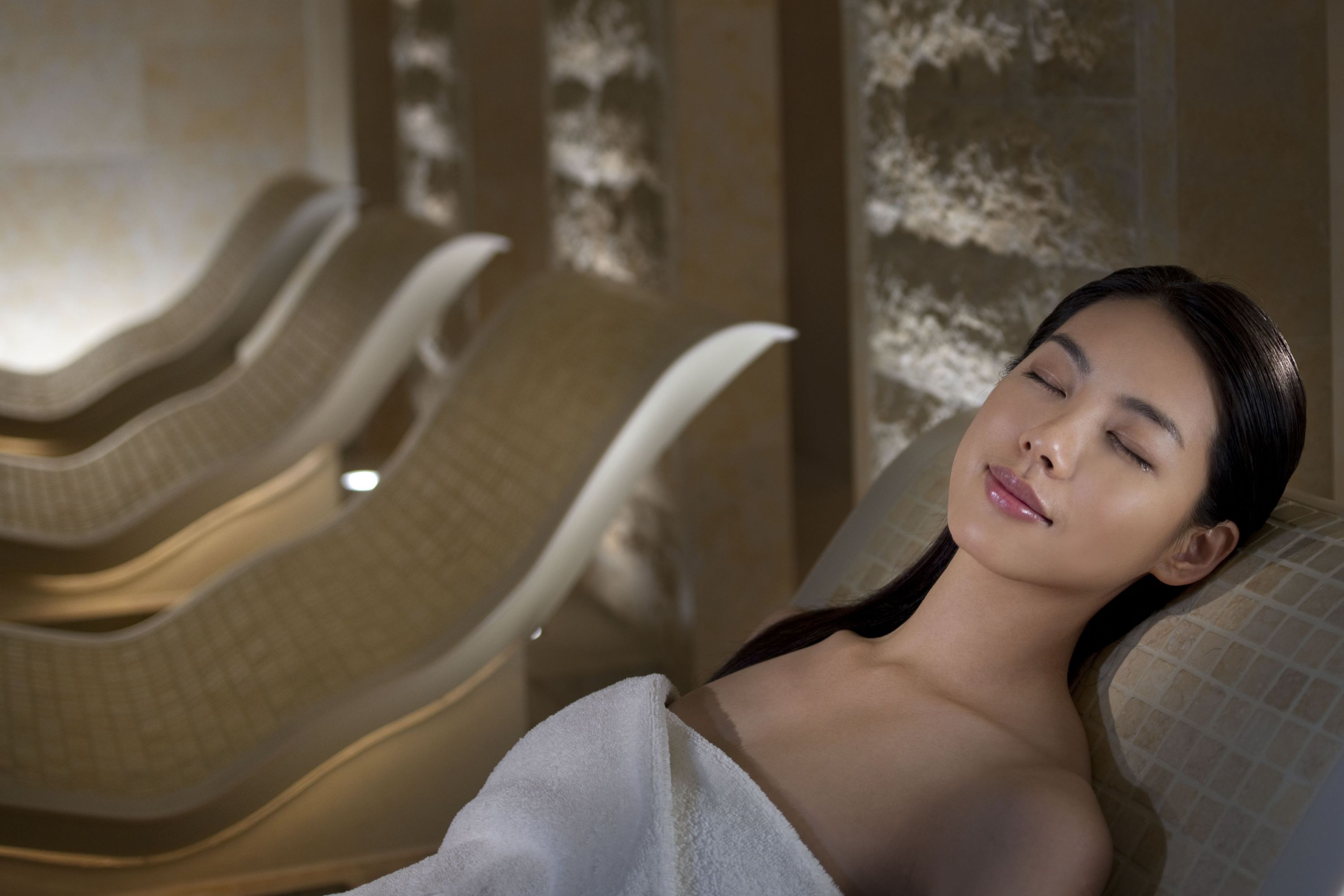 Become a member at The Oriental Spa to enjoy complimentary treatments and unlimited yoga
