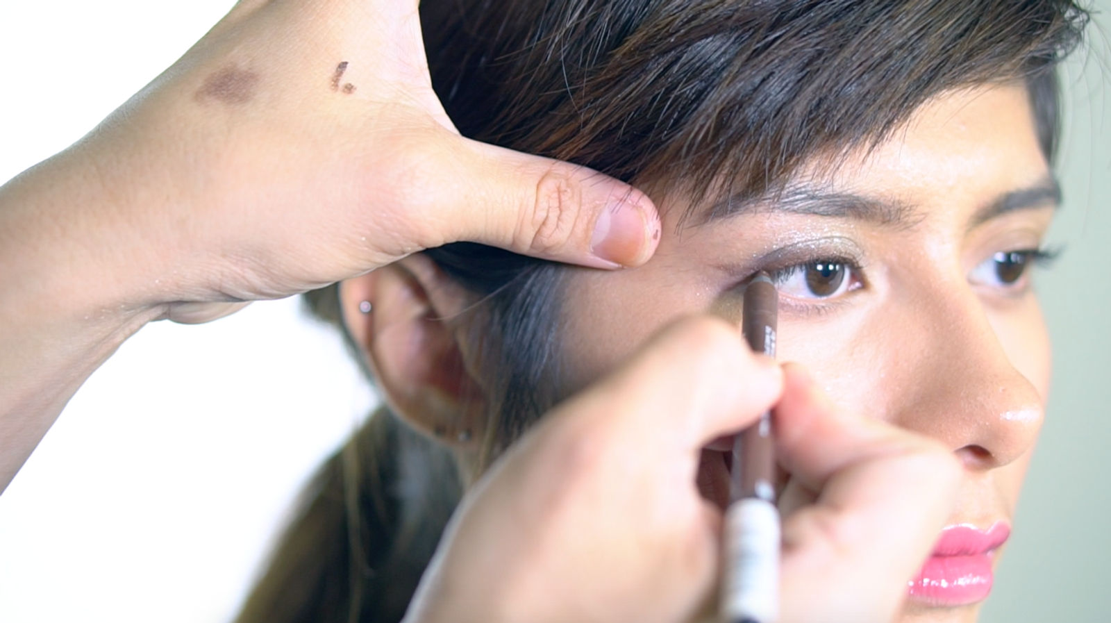 LSA x Larry Yeo video How to apply eyeshadow for Asian eye shapes