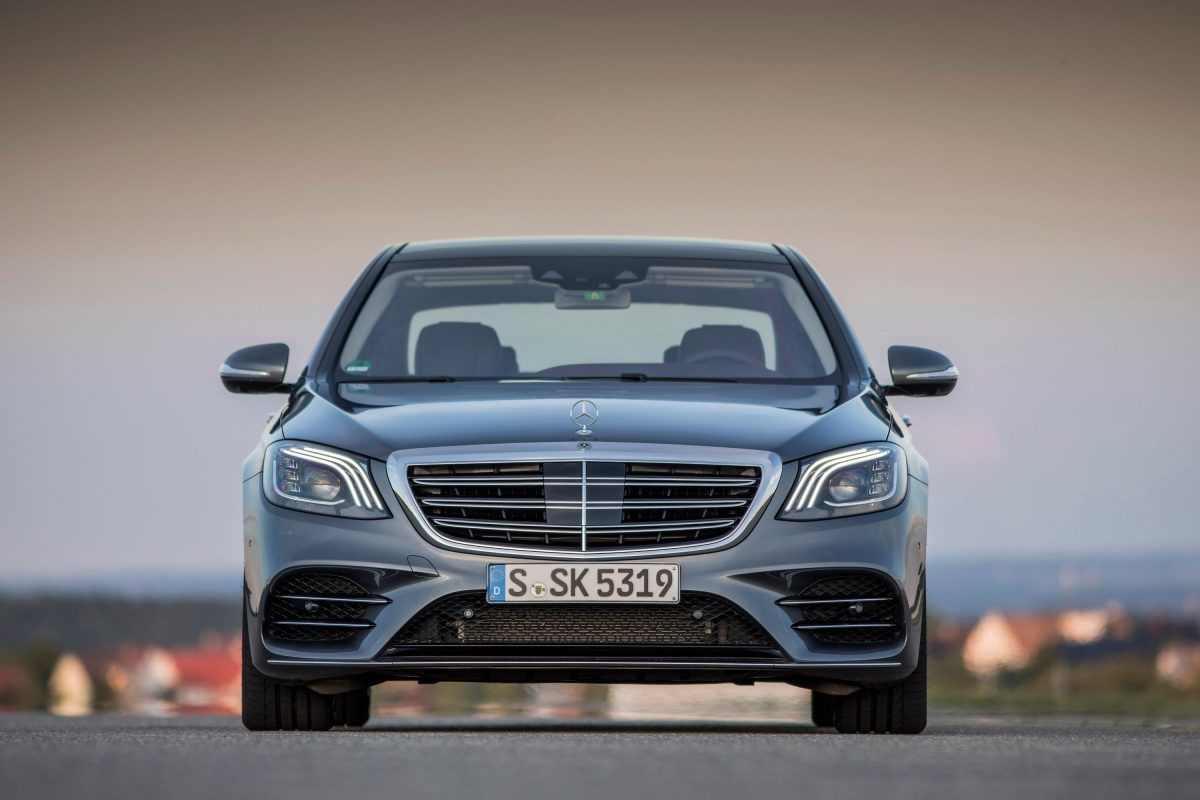 The newest Mercedes-Benz S-Class is one step closer to driverless tech ...