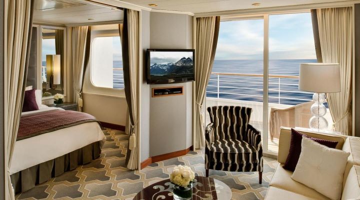 Crystal Cruises: Crystal Serenity Penthouse Suite