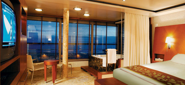 Regent Seven Seas Cruises: Seven Seas Voyager Grand Suite