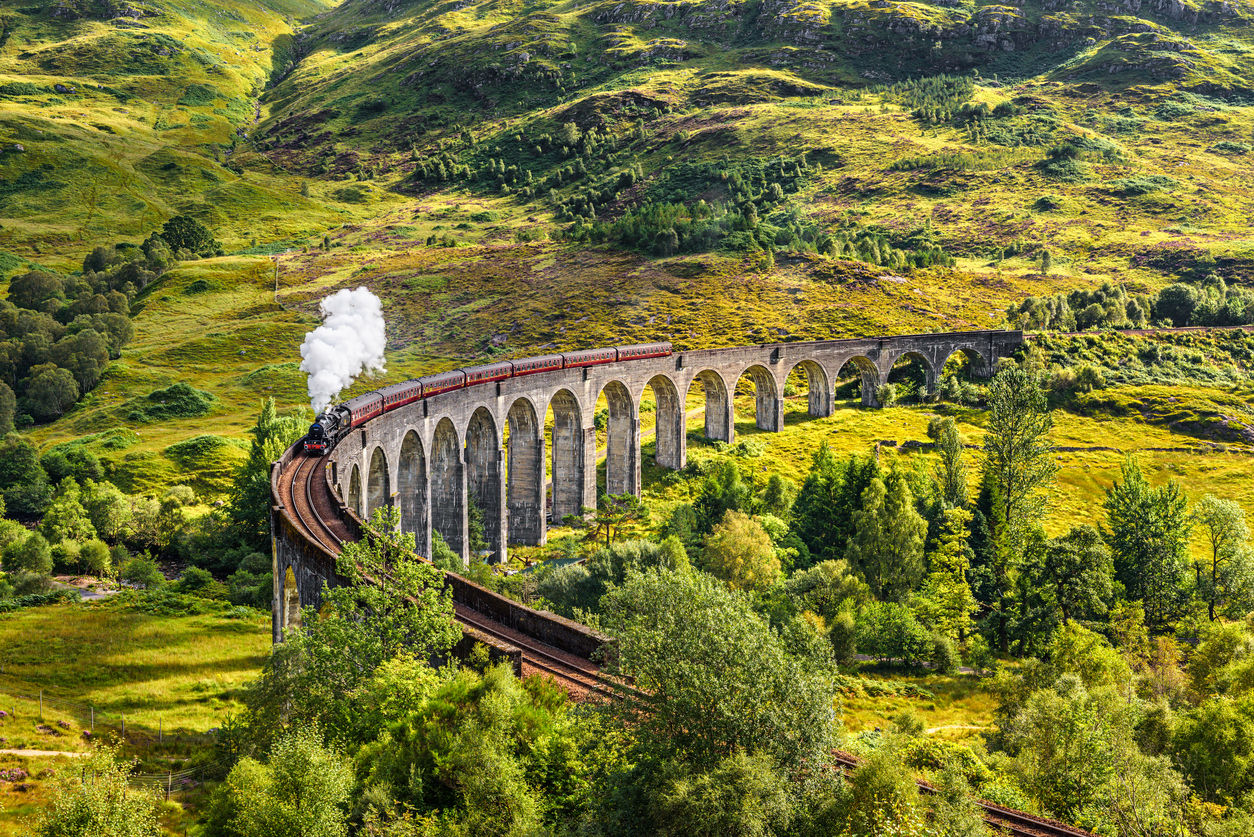 Stay on the right track with these 5 most luxurious train rides around the world