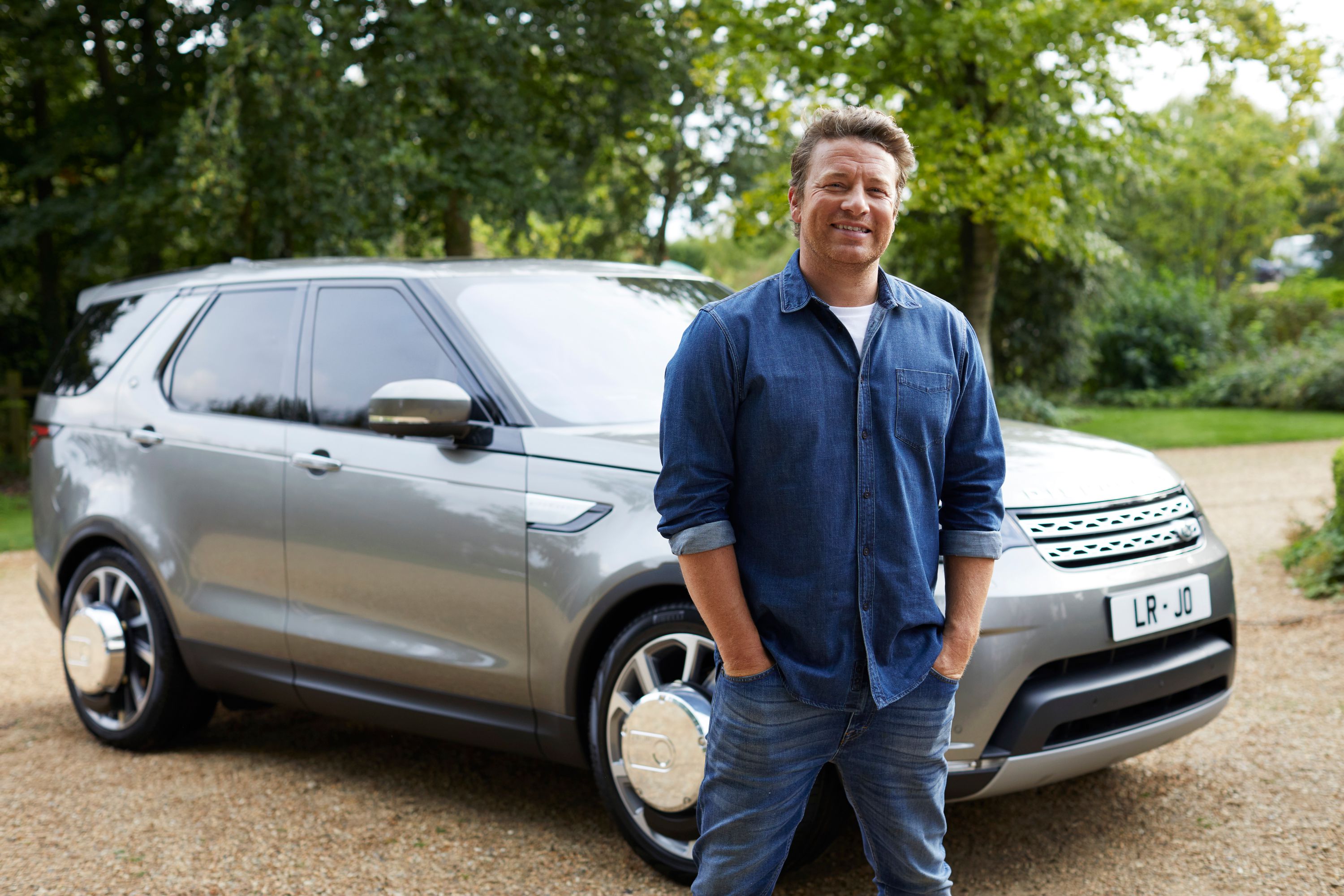 Jamie Oliver’s bespoke Land Rover is the ultimate kitchen on wheels