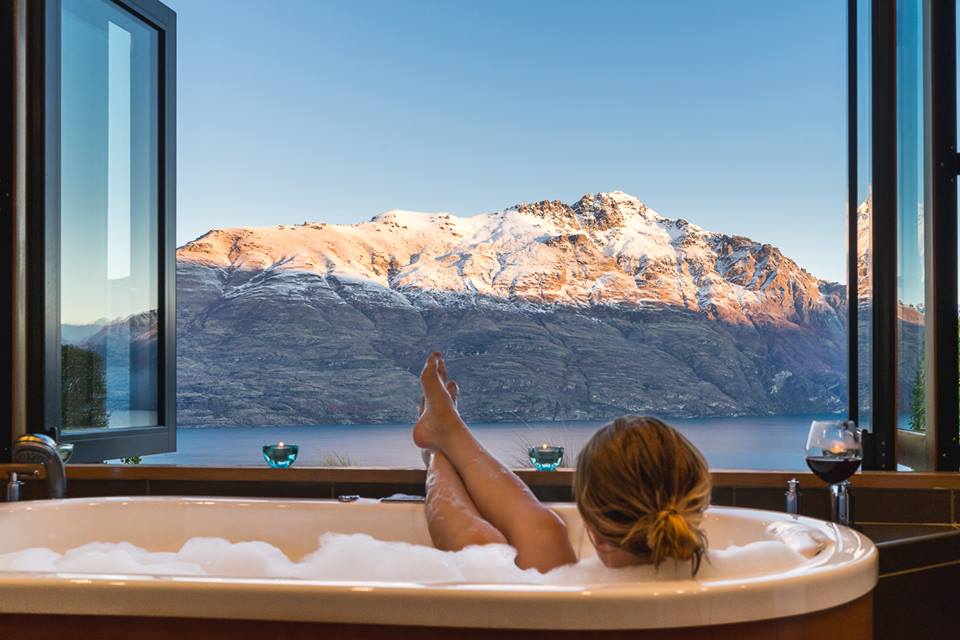 6 luxury lodges in New Zealand set in the most stunning vistas