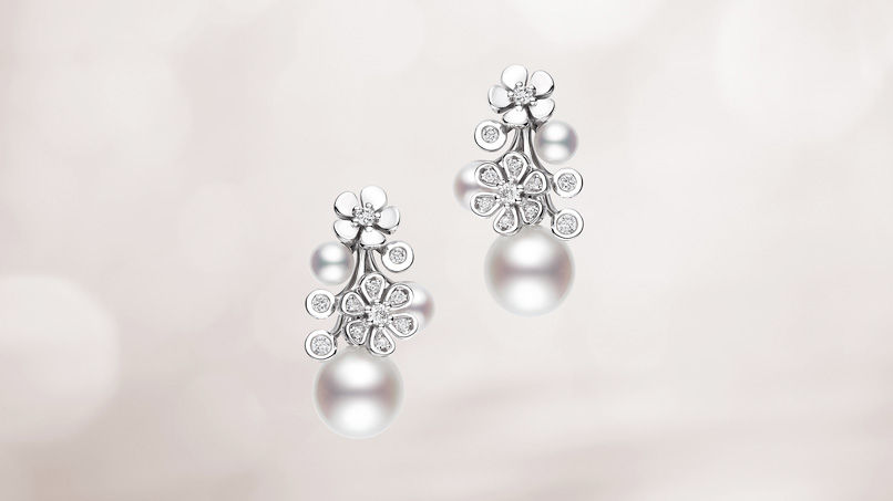 Mikimoto’s blooming pearls beautifully capture the magic and grace of Mother Nature