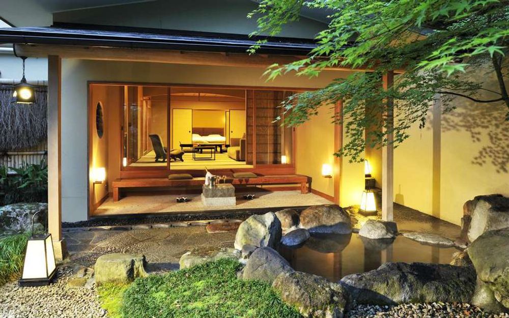 Experience traditional Japan in these 6 luxury ryokans in Hakone ...