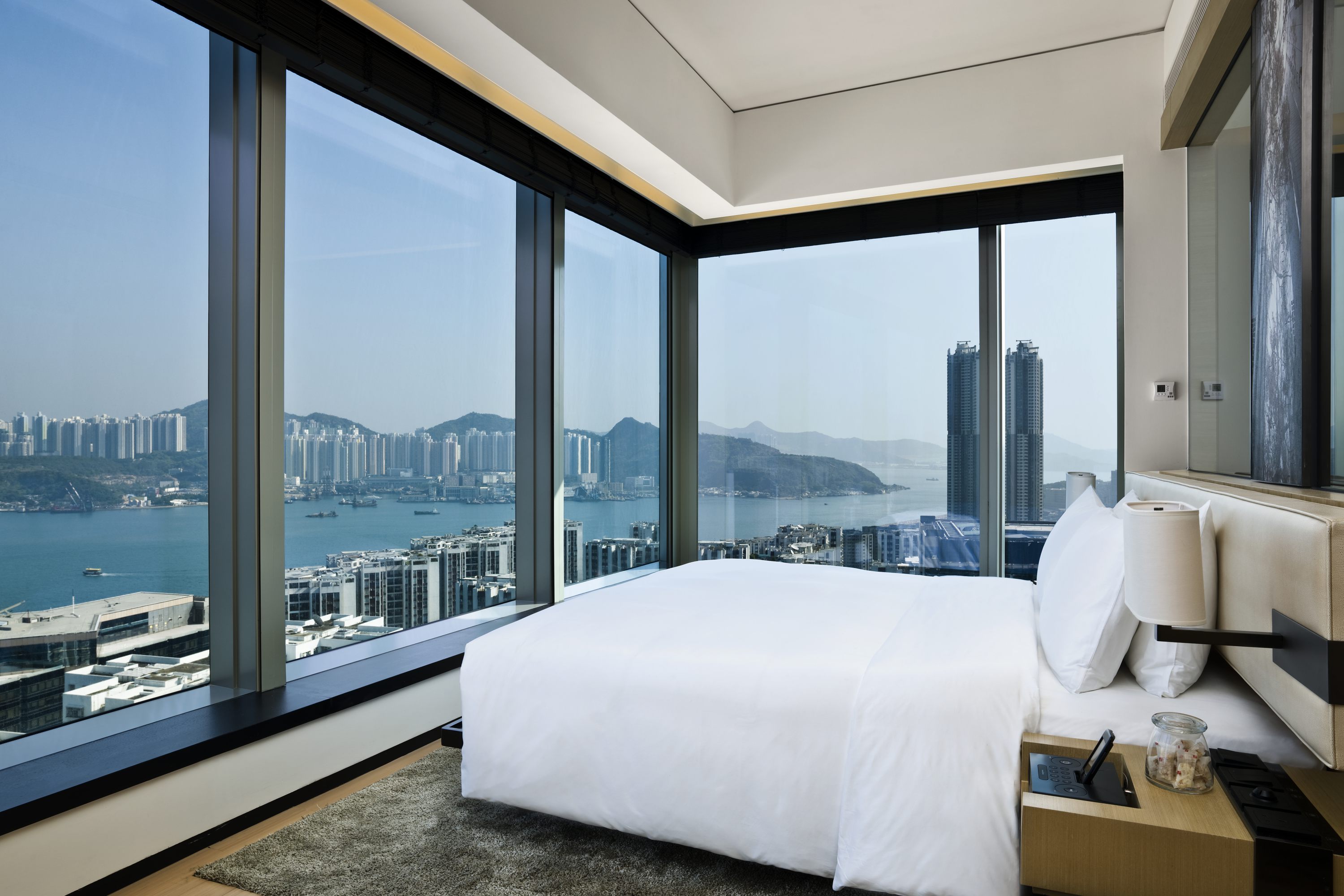 For the ultimate in convenience, try these Hong Kong hotels