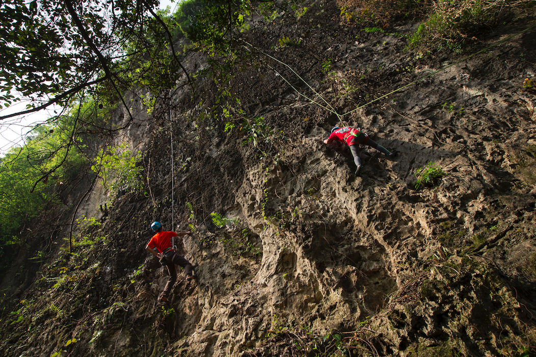 Rock climbing: Alila Yangshuo