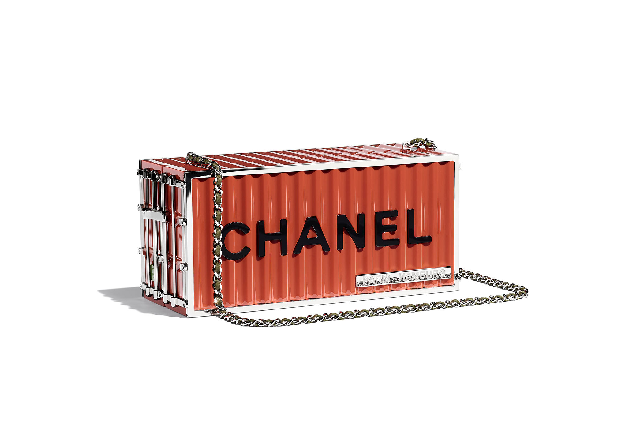 35 nautical, fantastical accessories from the new Chanel Métiers d