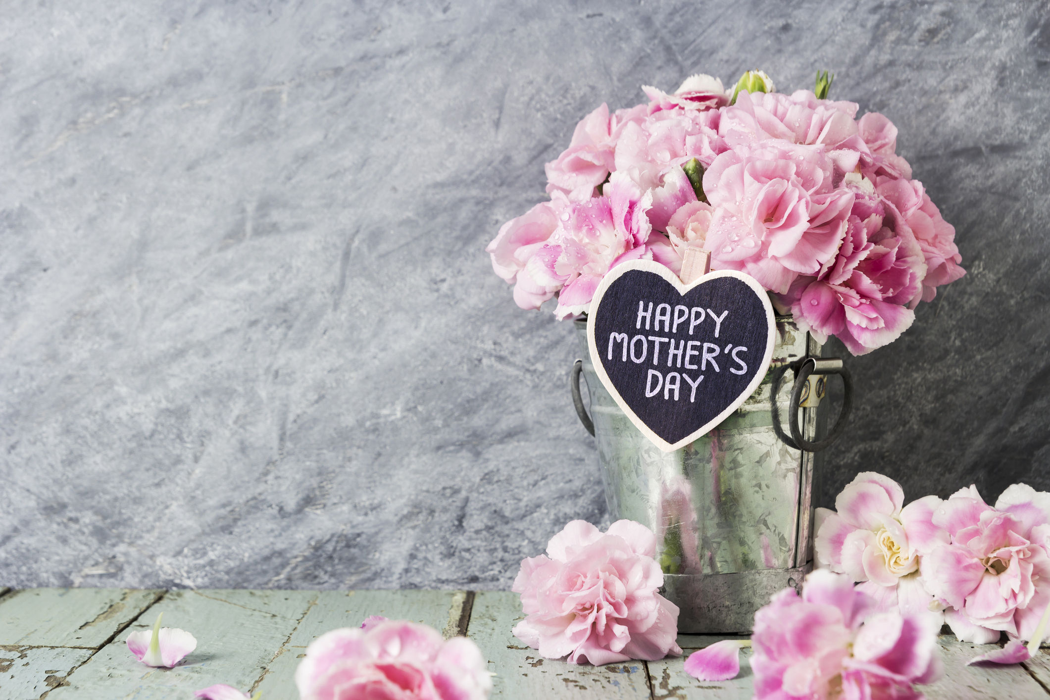 Giveaway: Win luxurious prizes for mum this Mother’s Day 2018