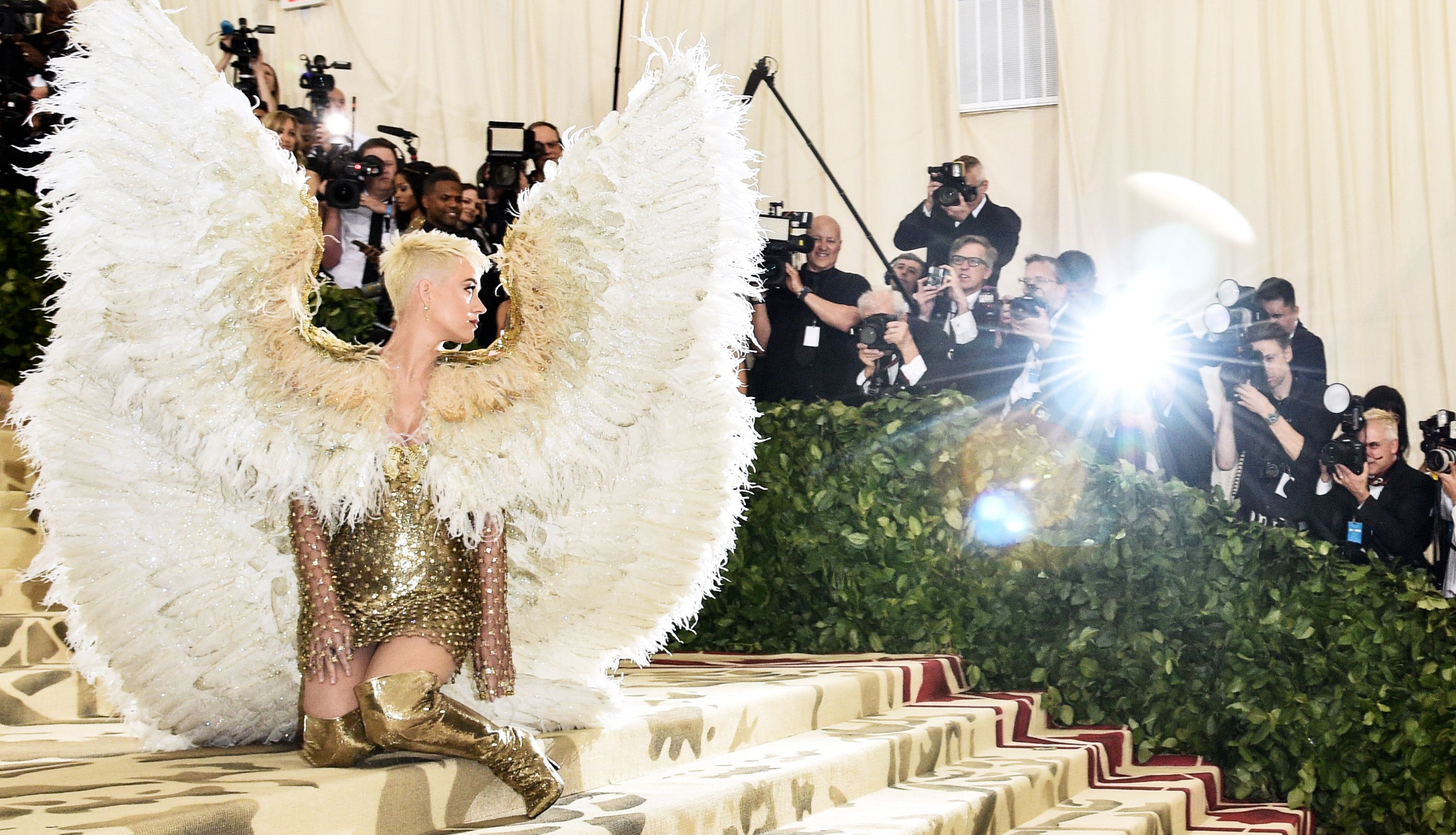 Met Gala 2018: The Most Spectacular Looks At This Year'S Religious-Themed  Fashion Party
