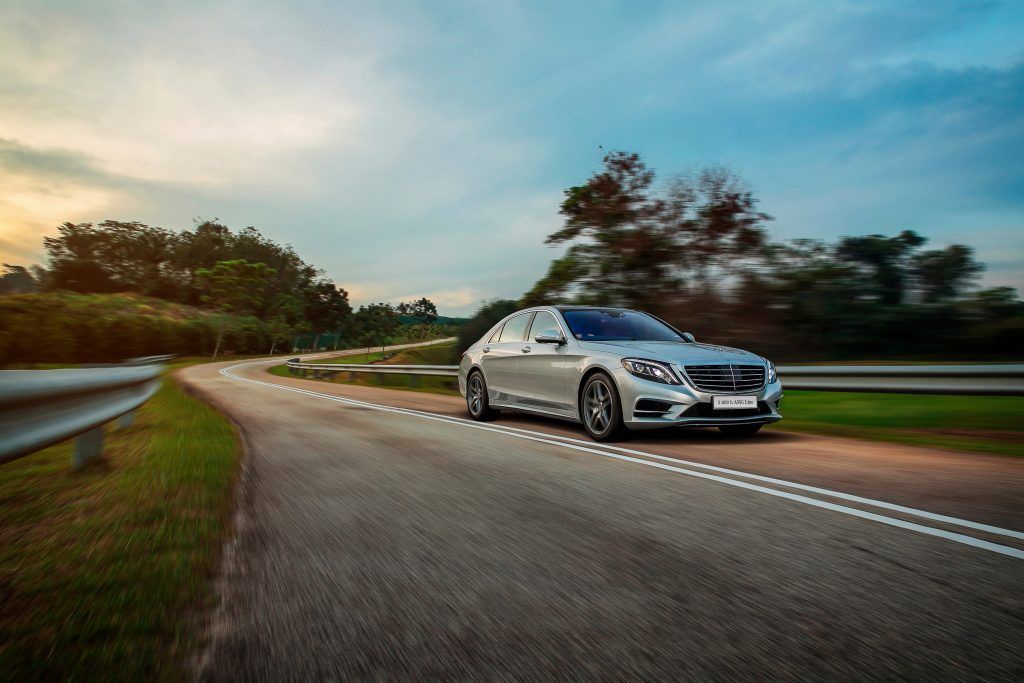 Review: The Mercedes-Benz S400h is both a luxurious ride and stately drive