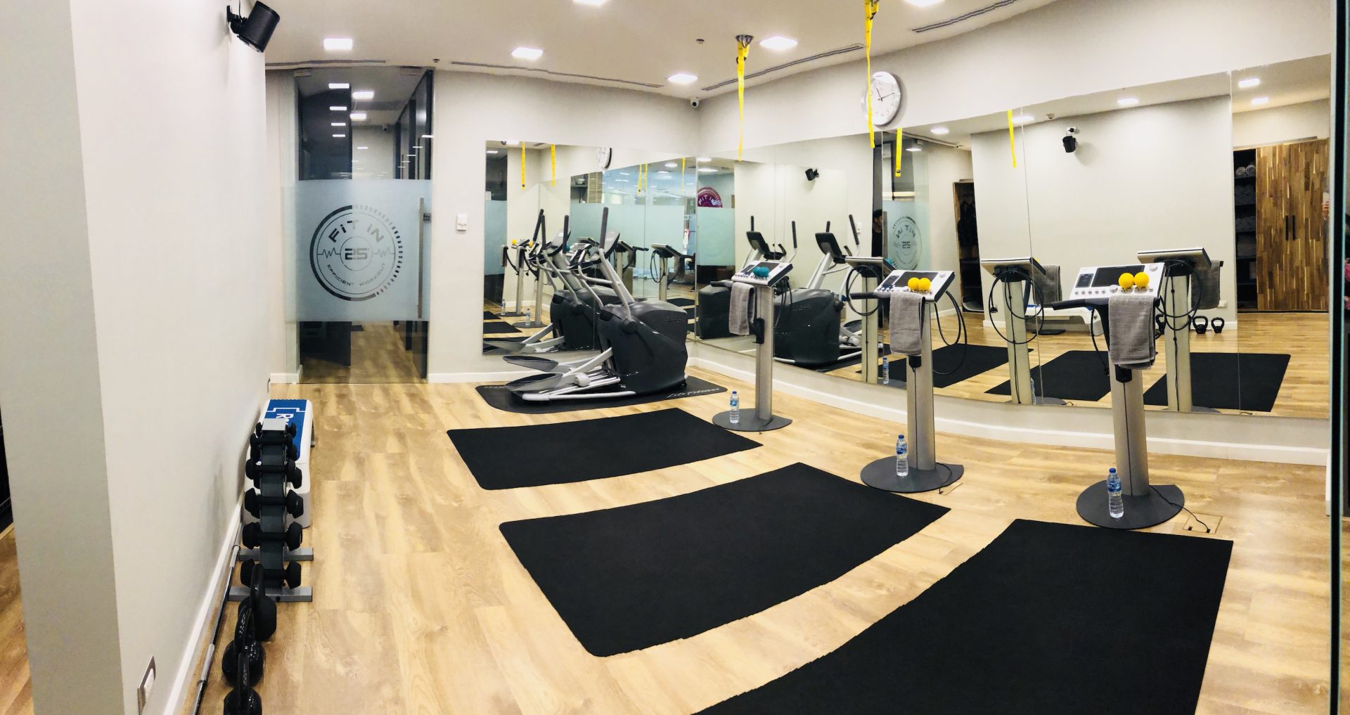 Review FiTin25's Electrical Muscle Stimulation workout