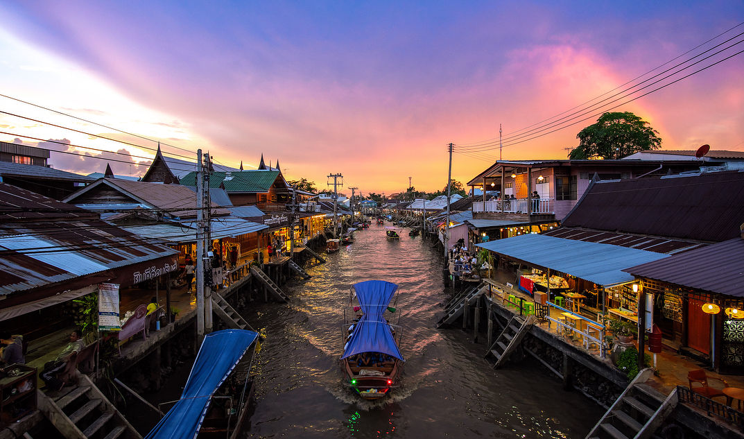 5 floating markets to cruise along for a culinary adventure