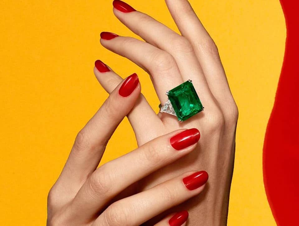 Crazy Rich Asians' style: 8 crazy beautiful emerald rings.