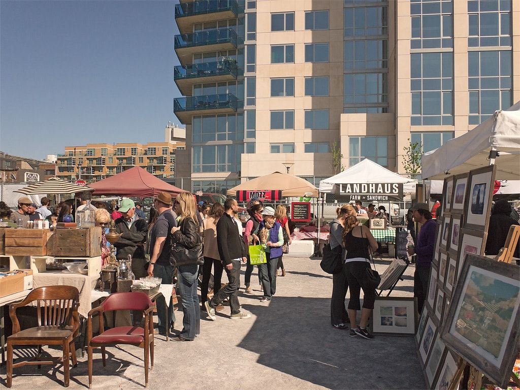 These are the best vintage markets in the world to source for precious