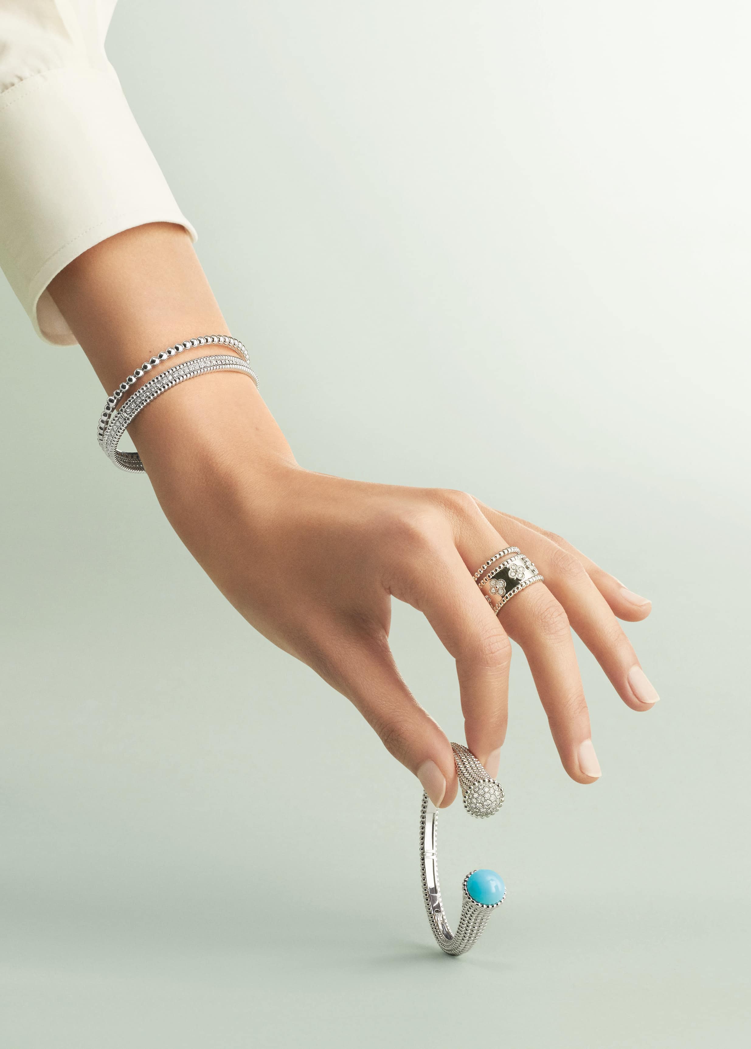 Van Cleef & Arpels adds new bracelets to its Perlée jewellery 