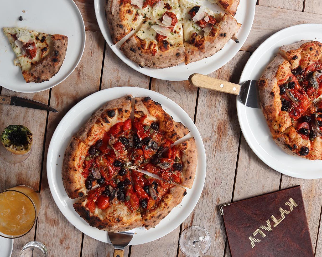 Insta Eats: Hong Kong foodies chow down on pizza, pancakes and uni pasta