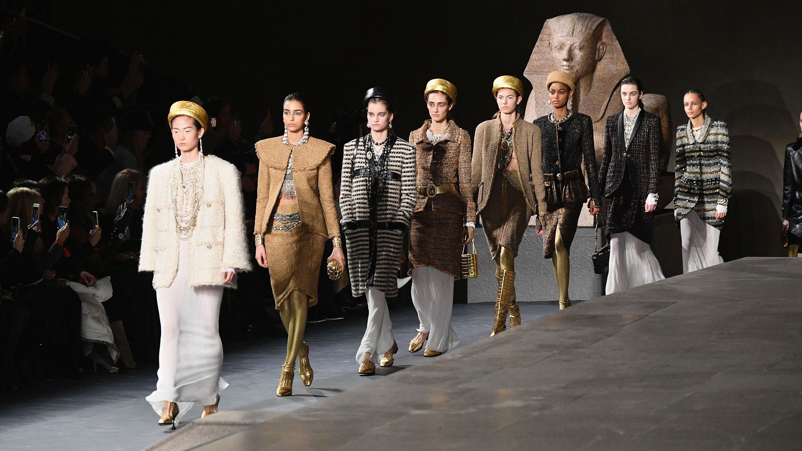 Chanel takes us to ancient Egypt, a Burberry and Vivienne Westwood ...