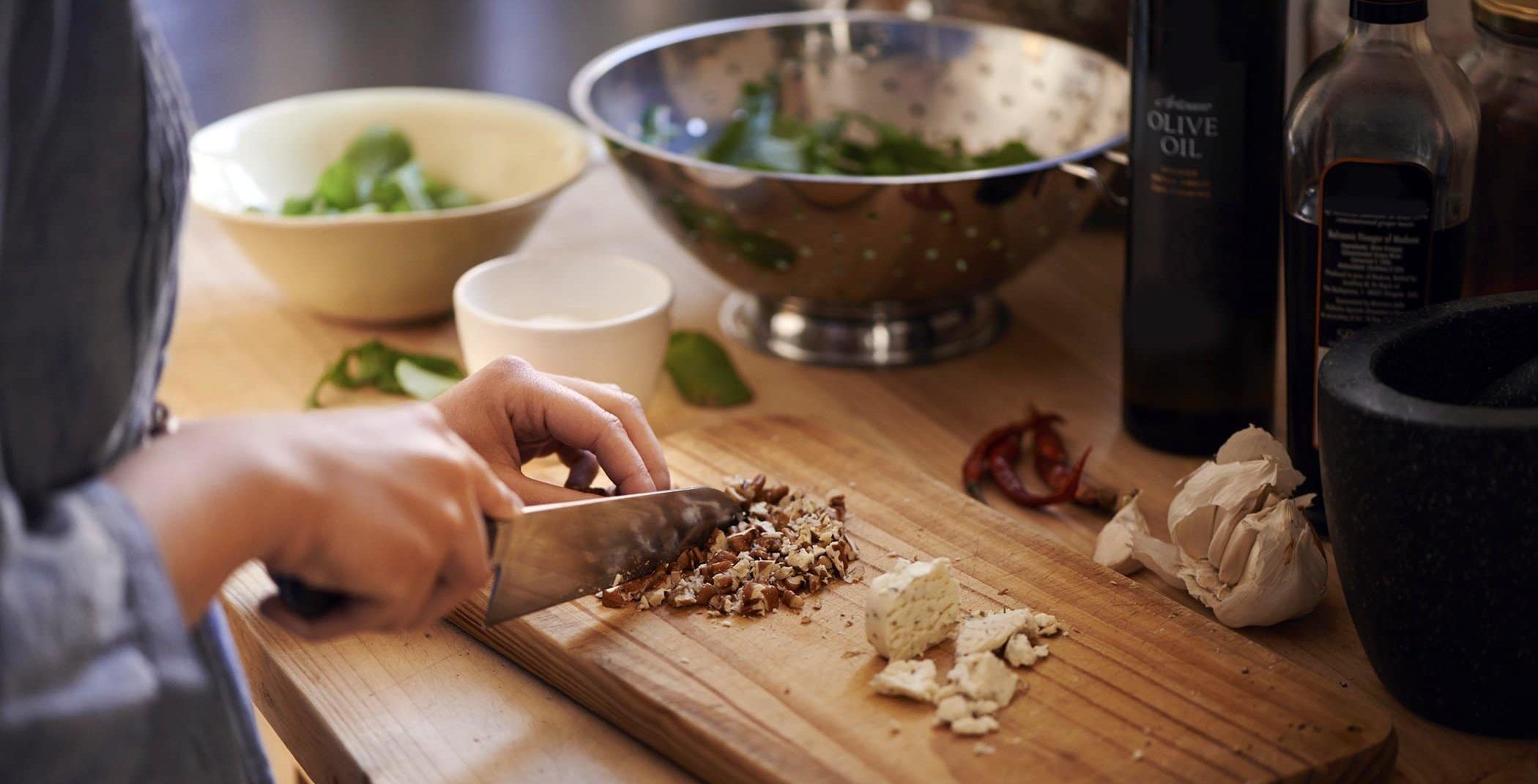 7 free online cooking courses to follow while staying at home
