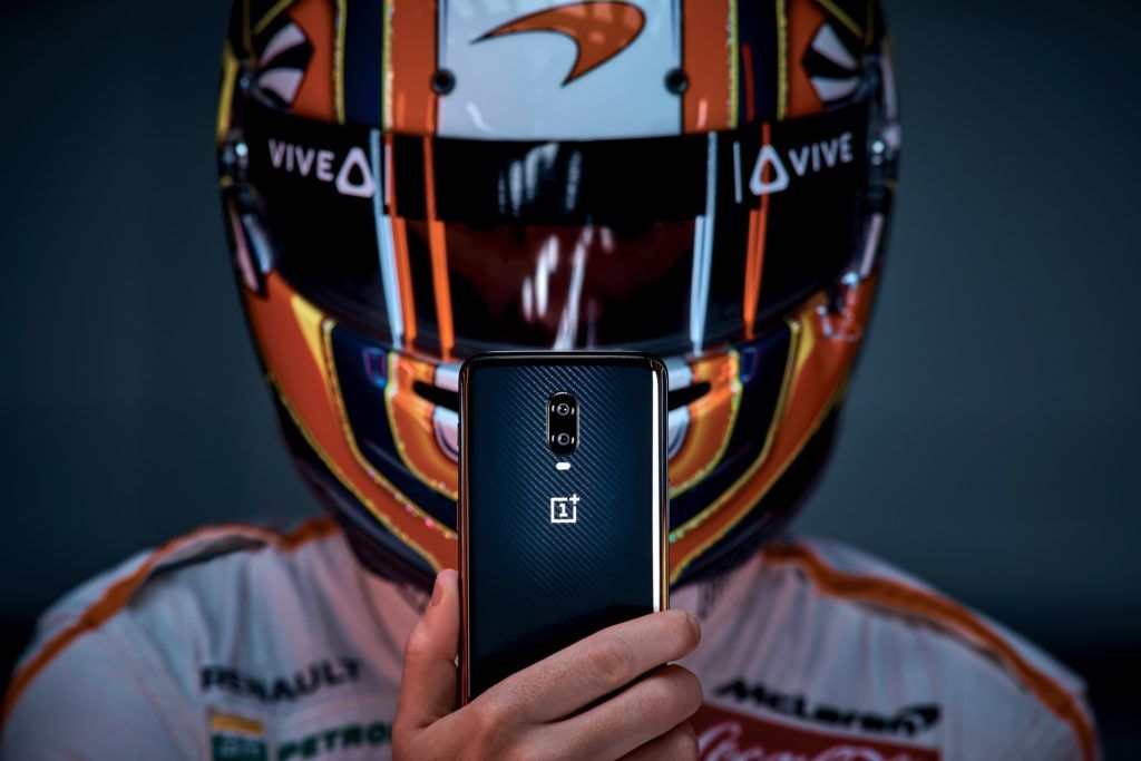 Here’s why the OnePlus 6T ‘McLaren Edition’ is a perfect year-end gift