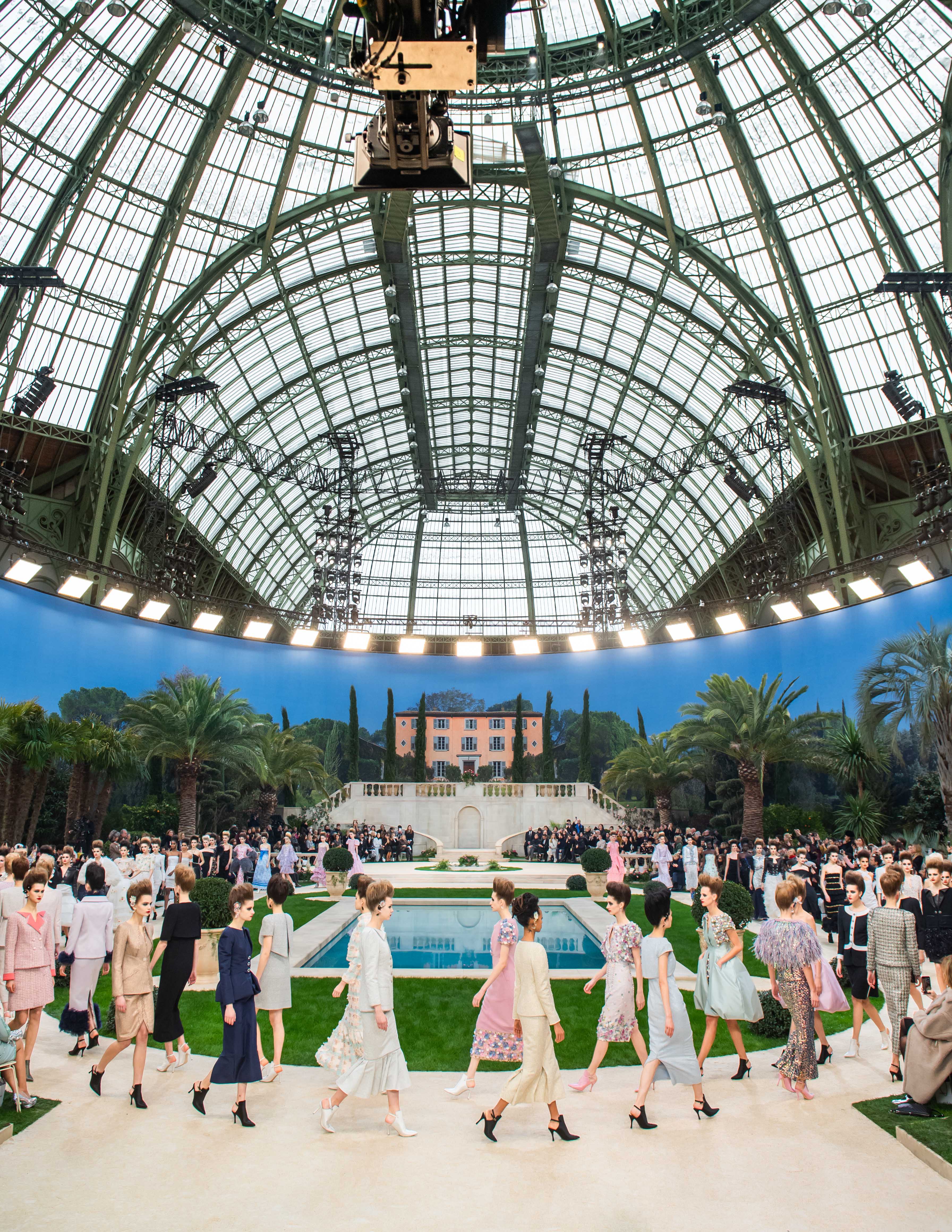 Tweed, tulle and taffeta: Day 2 at Paris Couture Week was packed with everything sleek