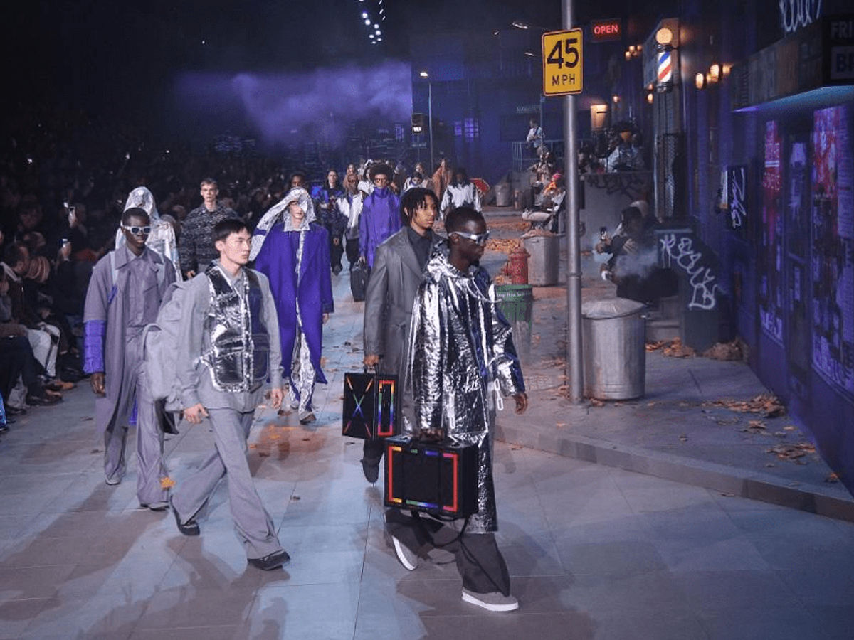 Virgil Abloh's Fall 2019 Collection for Louis Vuitton Men's Was a Colorful  Tribute to Michael Jackson - Fashionista