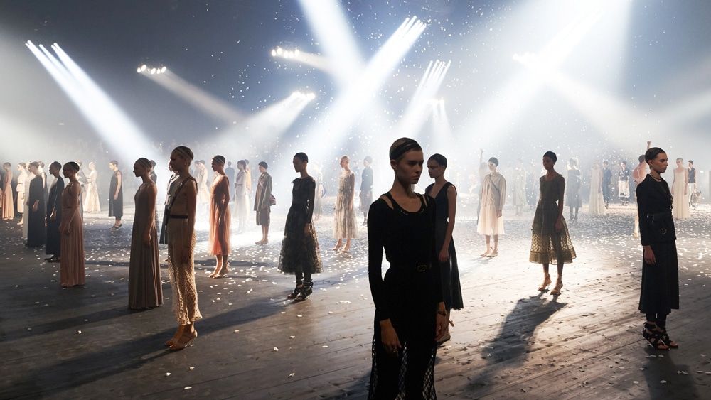 Livestream: Watch Dior’s Fall/Winter 2019 ready-to-wear fashion show, live from Paris