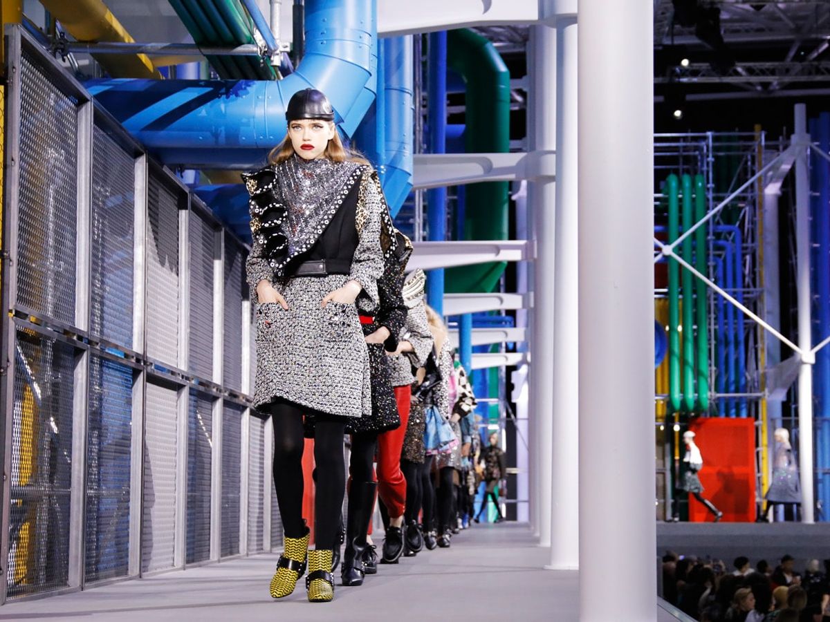 Louis Vuitton on X: #LVFW19 Compact and colorful. One of the new