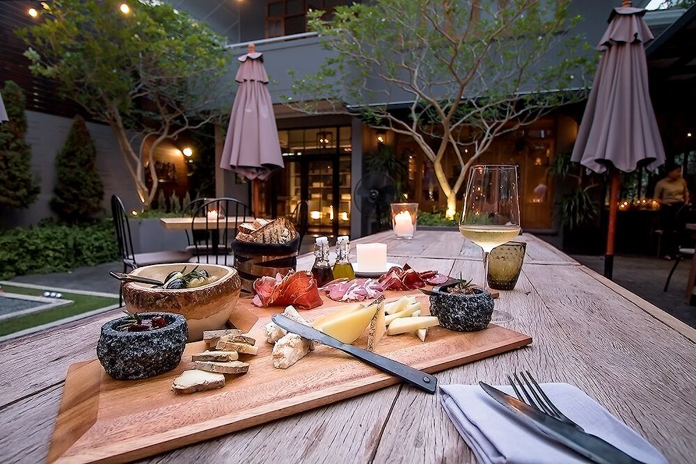 The 5 best wine bars in Bangkok for when the clock strikes Wine O’clock