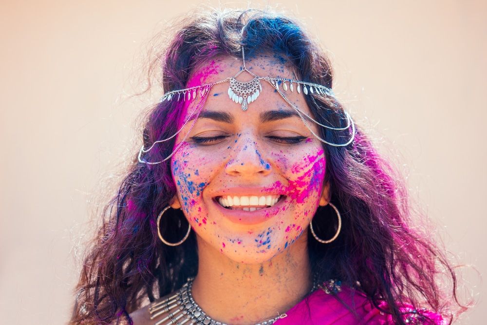The best post-holi skincare and hair care manual is here