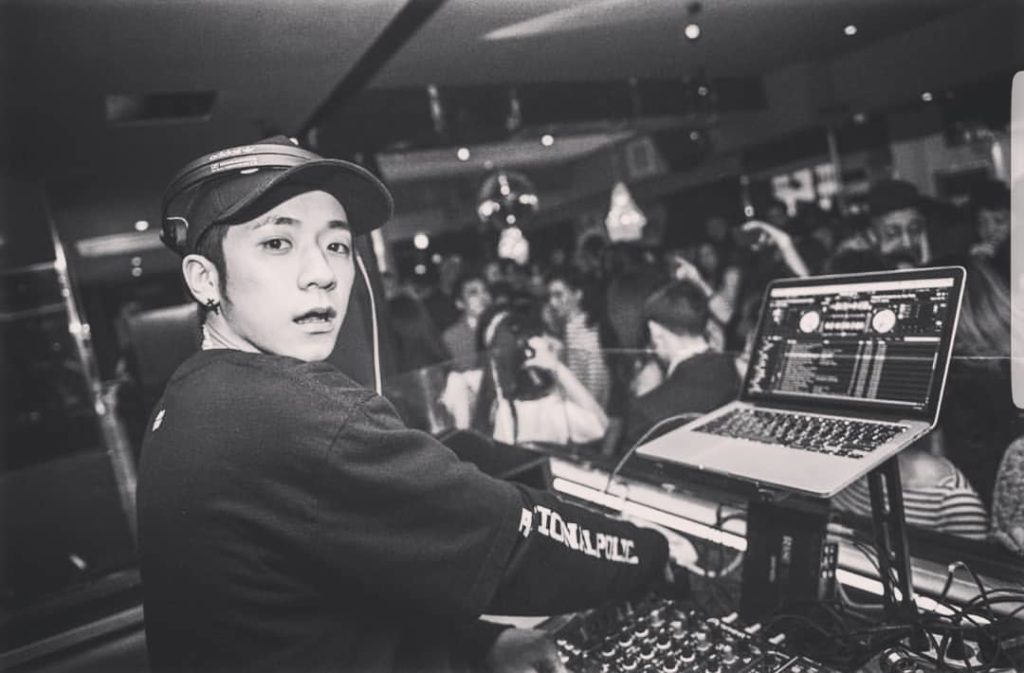 Boombar