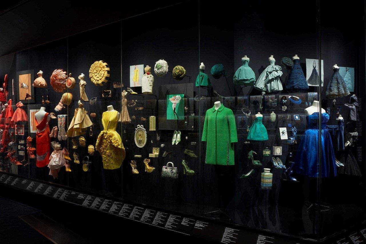 Must-see exhibits at the V&A Museum - The Globe Trotter