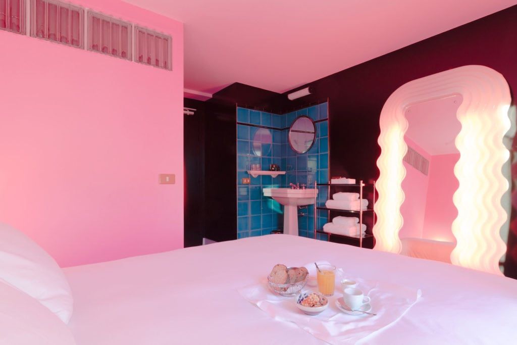 Hotel Amour