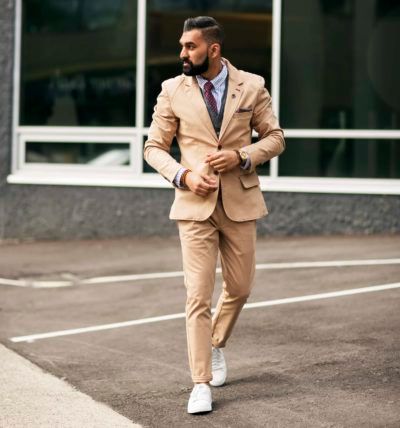 LSA Dressiquette: Crash course on how to wear a suit with sneakers
