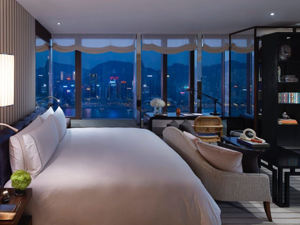 Rosewood Residences - bedroom at night