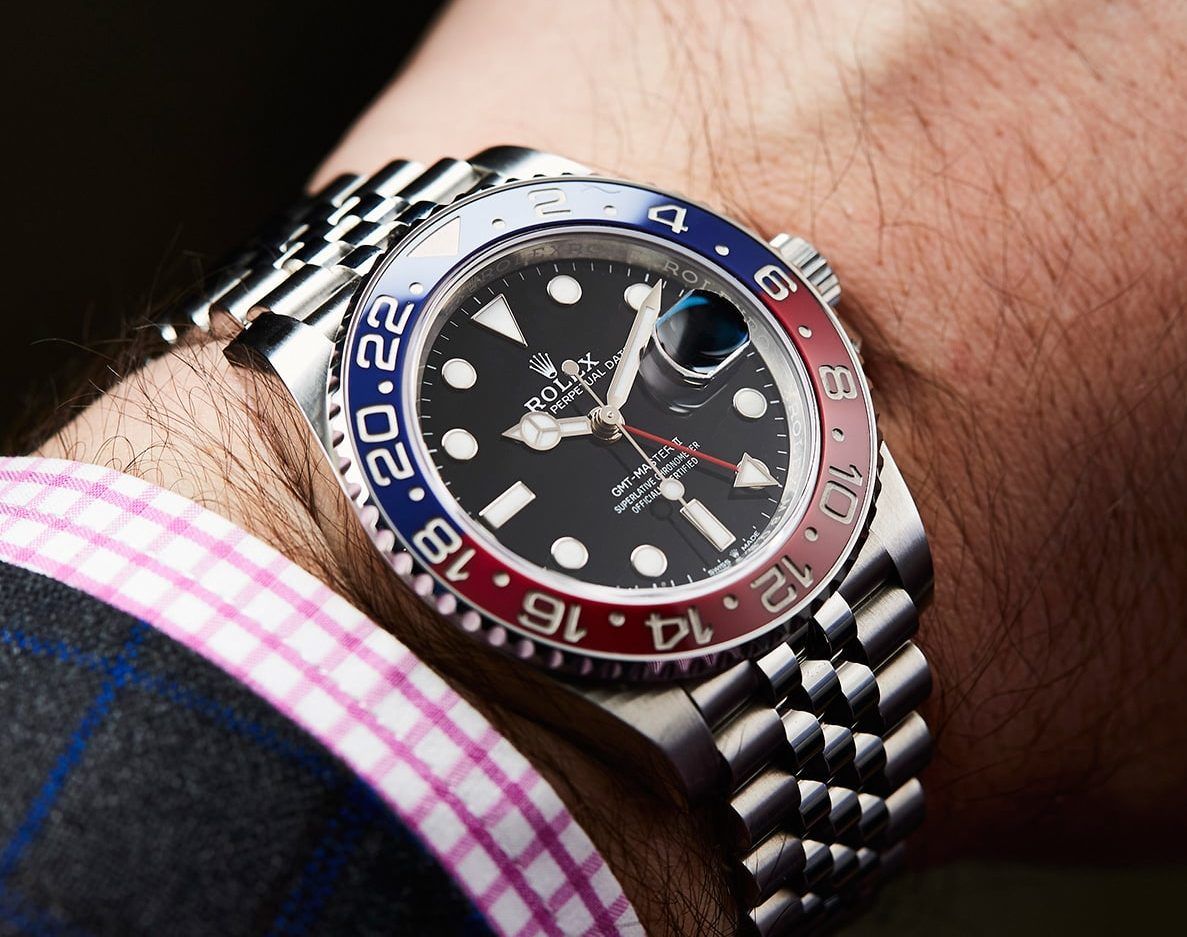 Why I Wear a Rolex and a Suit, EVERYDAY. - YouTube