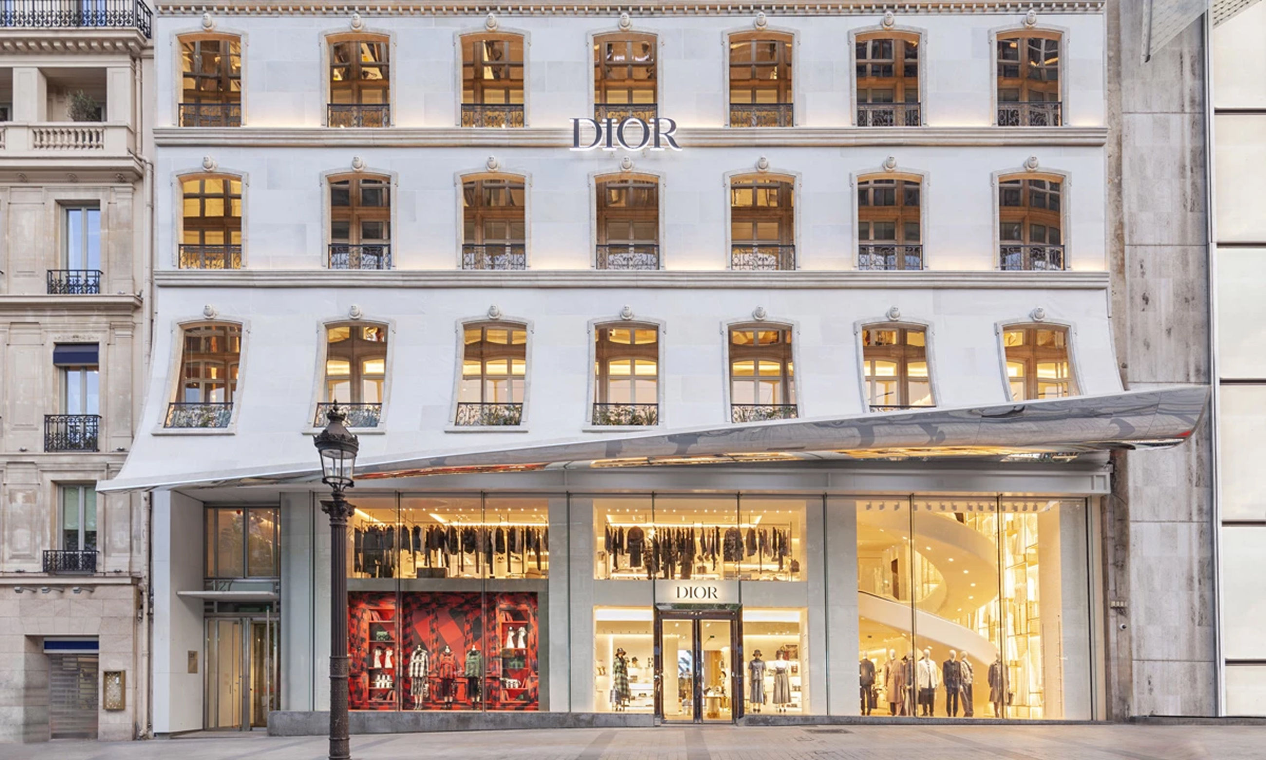 Inside Dior’s new temporary Champs-Elysées boutique