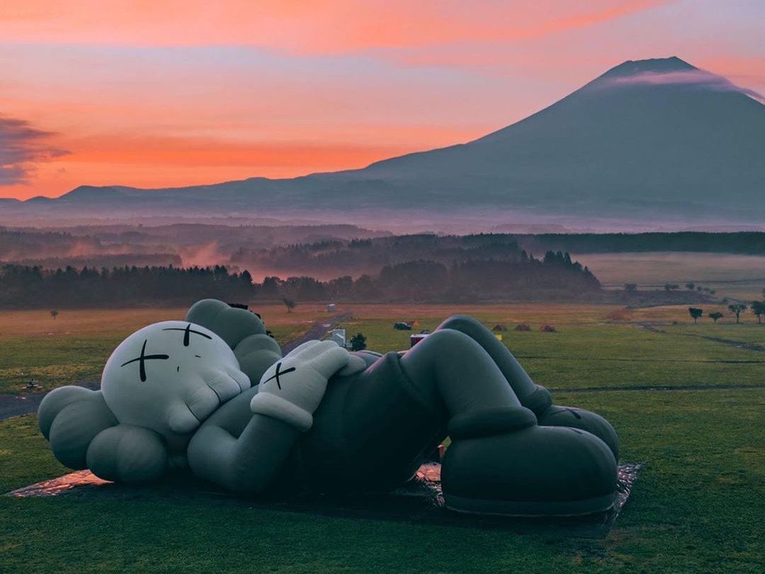 KAWS: HOLIDAY' makes a stop at Mount Fuji for outdoor exhibition