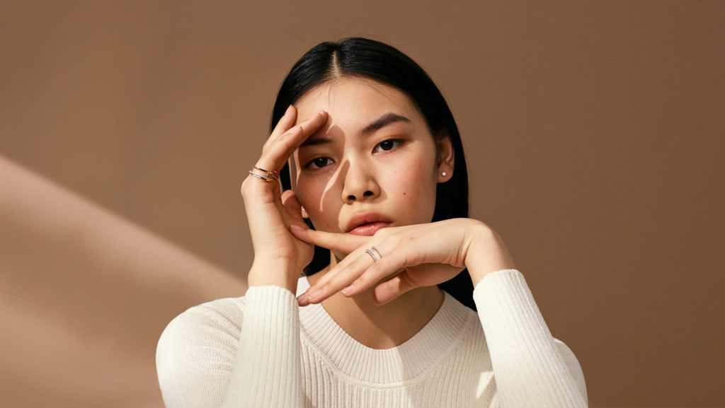 De Beers explores purity with dazzling new Horizon rings