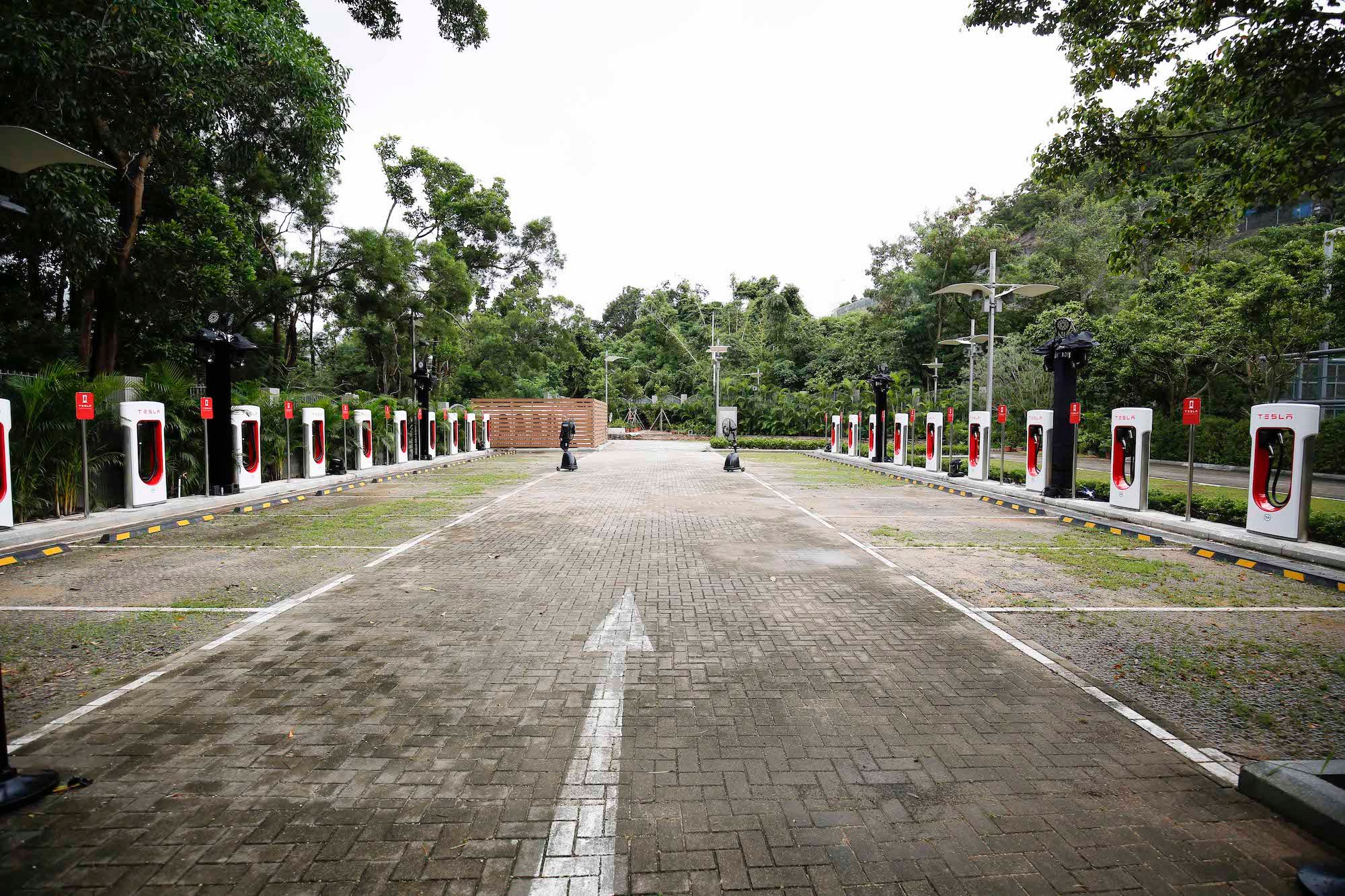 Tesla Model 3 arrives in Hong Kong along with new Supercharger Station
