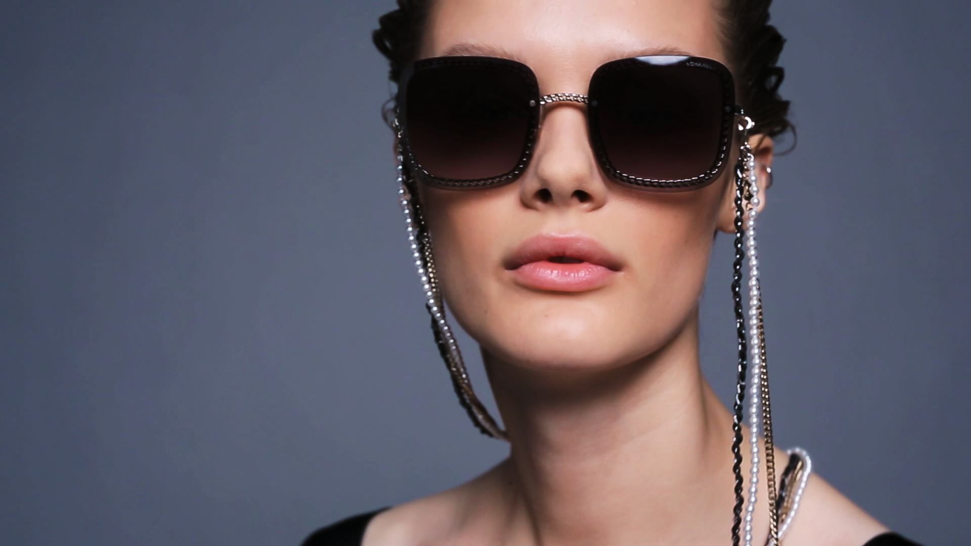 How to wear eyewear chains and not look like your grandma